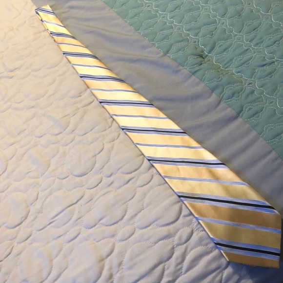 Croft & Barrow neck tie - Picture 1 of 2